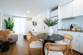 New apartment next to the Basilica de la Macarena - 0