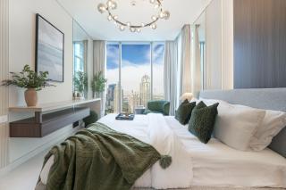 Designer Apt with Marina Views - 2