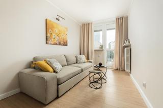 Apartment Prosta with loggia near metro ONZ - 1