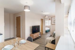 Fantastic 1 Bed Flat Manchester - Sleeps 3 - 2