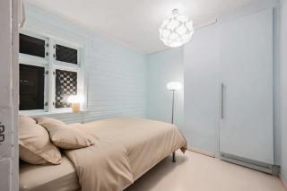 Sunny Terrace in City Centre - Charming House - 3