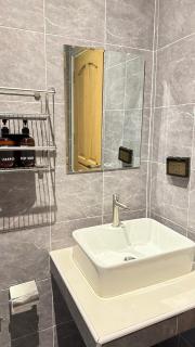 White Cozy Home Chiang Mai - 2