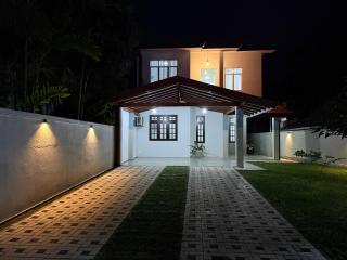 Ocean Crest Villa Matara - 0
