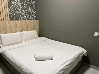 Jesselton Quay Sunrise Haven 2 Bedroom - 2