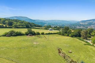 The Oak at Nest and Loaf - 1