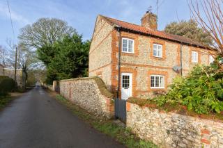 Rose Cottage - 9