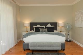 Soterion Beach House - 4