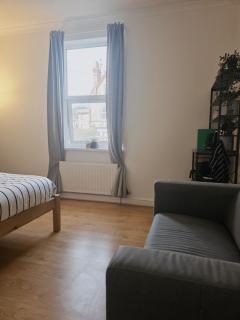 Studios & Ensuite Doubles - Central RG1 - Oracle - Station & Hospital - 6