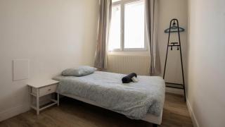 Cozy Place d'armes on 3rd floor - 8