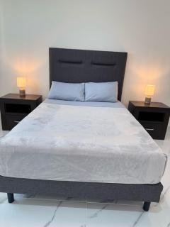 OM03 Beautiful 2 bedroom apartment in Cancun - 9