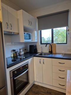 Convenient Getaway Home in Strathpine - 4