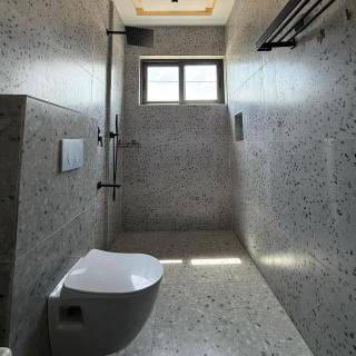 Large duplex 4 pers Fidjrossè - 6