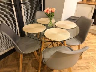 City Centre Penthouse, Free Parking, Sleep 4 - 7