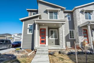 New Briargate Townhome - Mtn Views - Garage - 2
