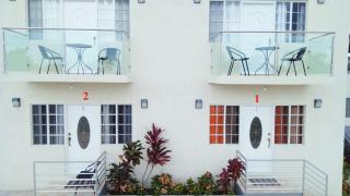 MIRANDO PLACE---BEACH ACCESS, HOT TUB, GYM, POOL, 3 Lounges, TOWNHOUSE 2 ,Airport 10min - 1