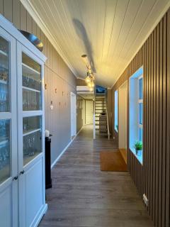 Spacious Cabin With Lake Views In Åvesdalen - 2