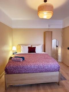 Charming Getaway Near Paris - 9