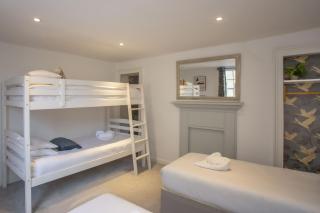 The Old Crescent Bakery - Beautiful Bath Townhouse - 4