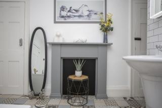 The Old Crescent Bakery - Beautiful Bath Townhouse - 1
