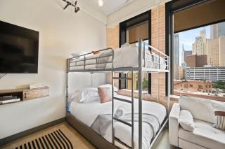 Prime Downtown Dallas | Pool + Theater + Valet - 3