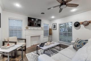 3BR 2 BA on M-Street! - 6