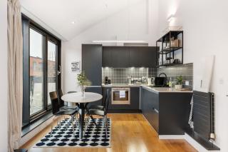 GuestReady - Chic Retreat in Hoxton - 9
