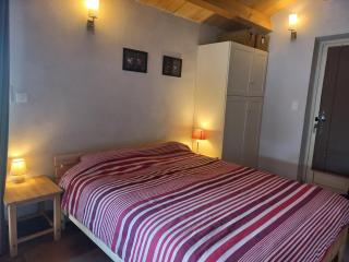 "La cigale et les fourmis" joli pavillon -  - 9