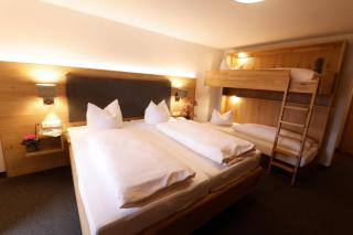 Hotel Gasthof Neuwirt - 8