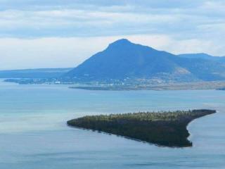 Seafront Sunset Suite, Le Morne Retreat & Terrace - 1