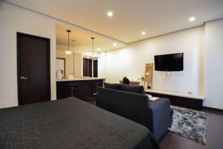 LoftStudio Great Location Comfortable Gym Pool - 4