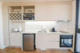 Just 100 meters from Shopping del Sol - 3