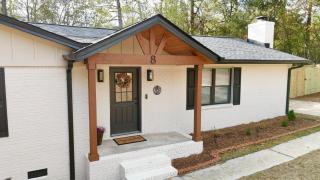 NEW Aiken Retreat I Firepit I Hot Tub I Near Dtwn - 1