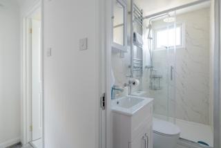 Fabulous 3Bed Family Home - 9