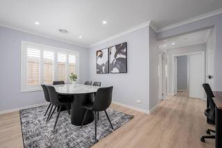 Bella Brand New Modern Stylish 4BR Home - 8