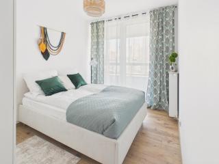 Krakowska Vita Apartment by Solarento - 9