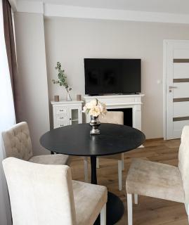 Warsaw Inside Premium Airport Apartment - 2