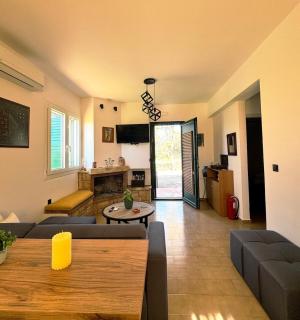 Mastic Serenity County House - 3