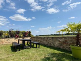 Lincoln 4-Beds Sleeps 13 Hot Tub & Pet Friendly - 9