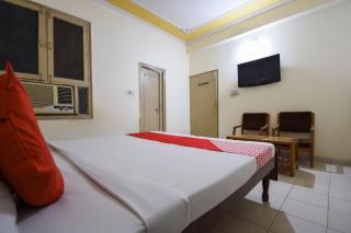 Hotel O Wings Guest House - 8