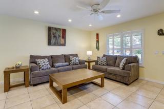 Screened Porch and Patio Group Getaway in Palm Bay! - 1