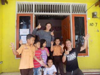 Amelia 2 Guest House Syariah - Medan - 9