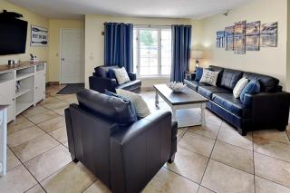 Put-in-Bay Poolview Condo #2 - 3