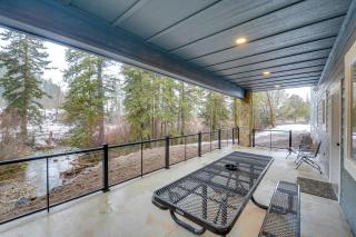 Covered Patio, Creek and Mtn Views Afton Nature Hub - 8
