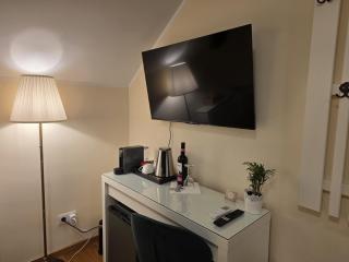 Silent Retreat, Boutique Suite inside Monastery - 7