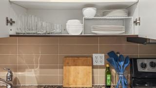 Skyline Suites - Steps to CN Tower Coronation Park TTC - Free Parking - 4