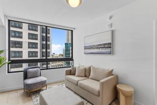 Hotel-Style Condo at District 225 in Downtown Miami - Miami - 2