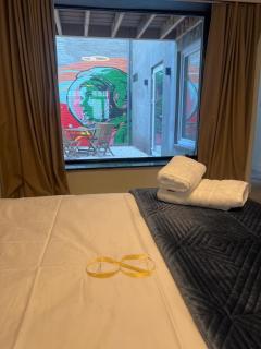 Modern Ground Floor Apartment - 4