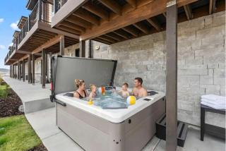 Gondola Crossing Condo at Jordanelle 3 BR Hot Tub - 6