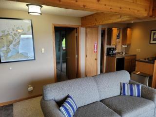 Bayfield Island View Lodging, Bayfield, WI - 5