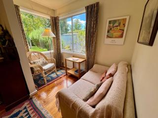 8 Leamington Street - 8